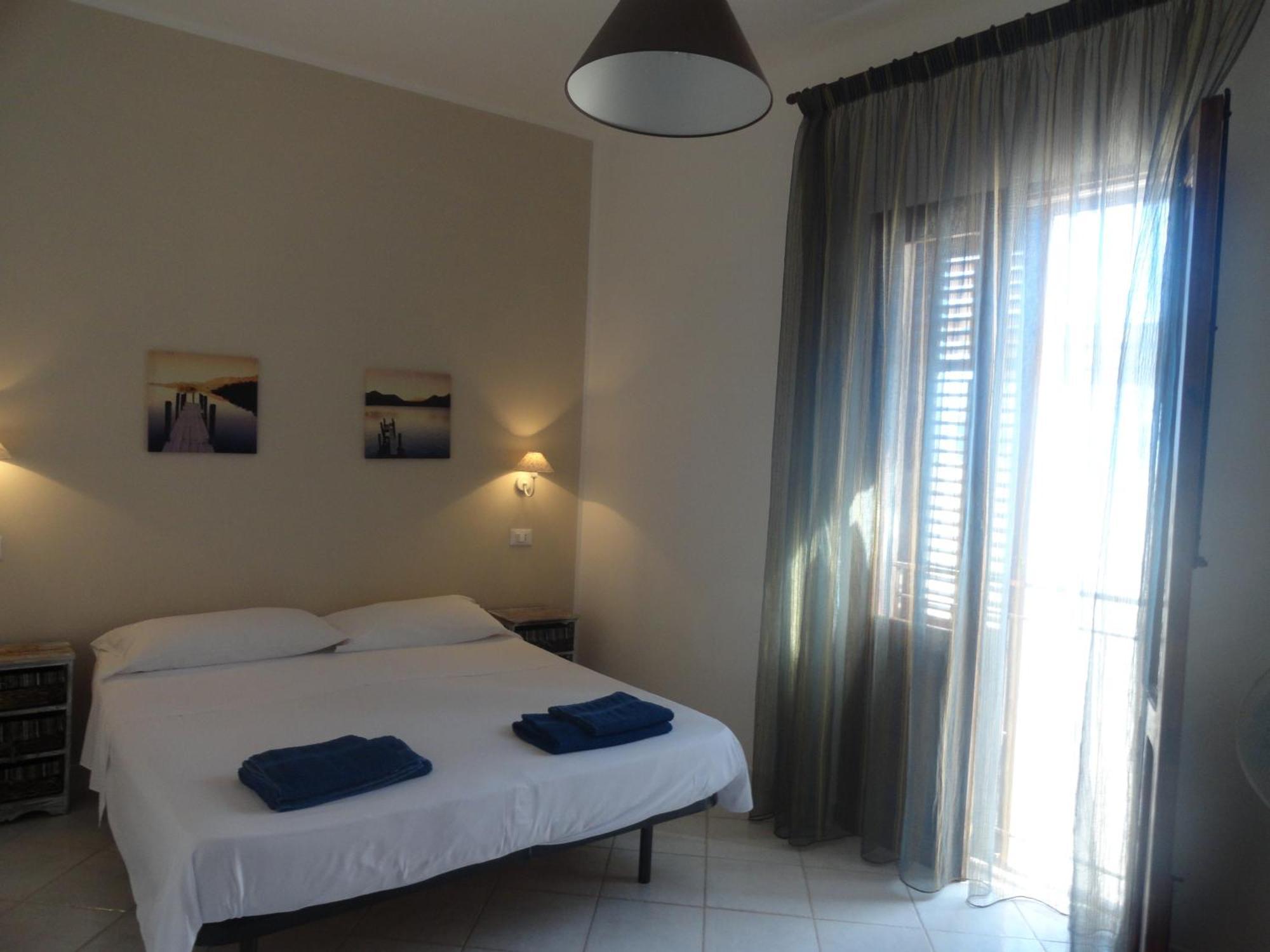 Apartamento Il Cortile Di Eolo Marettimo Exterior foto